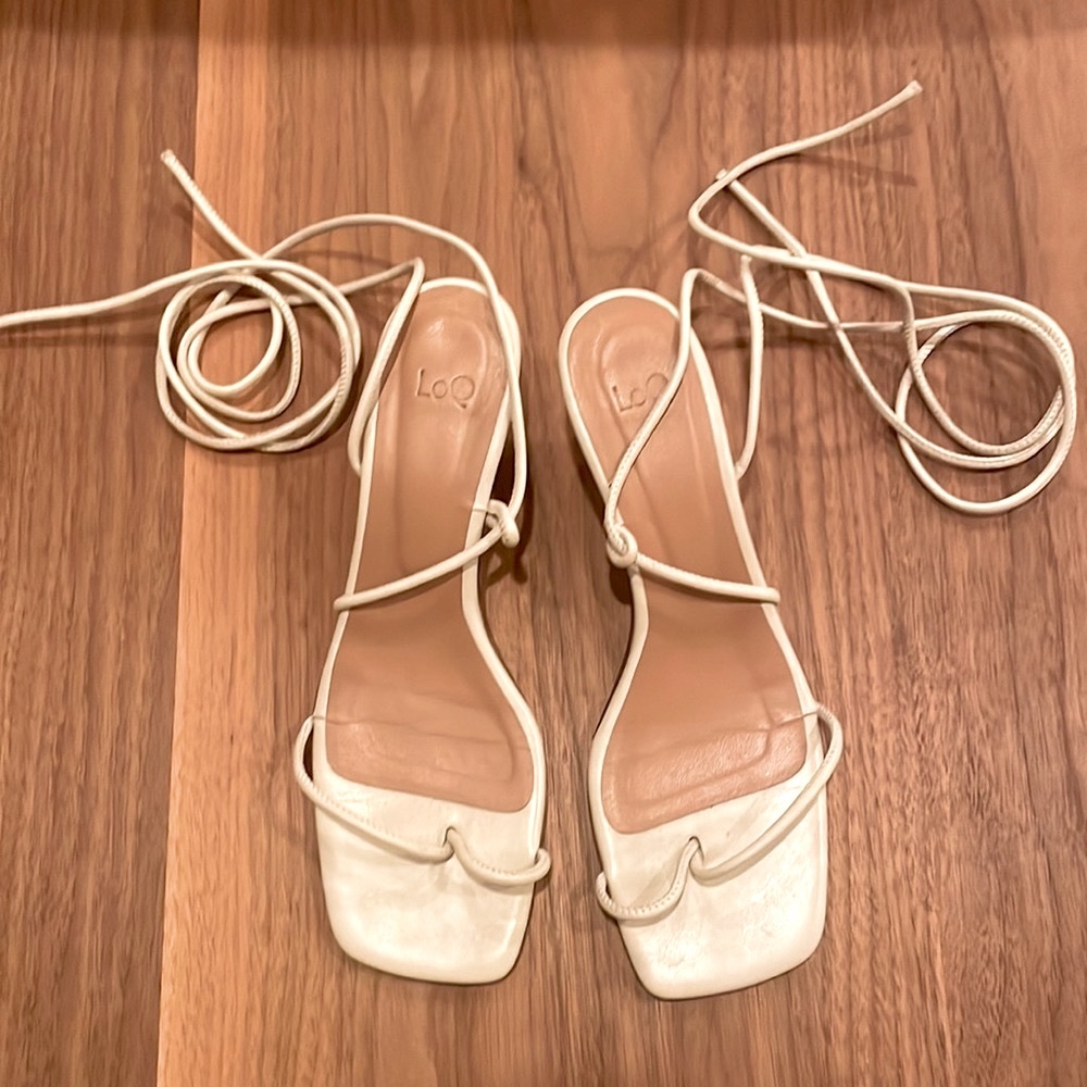 LOQ Roma Sandals in Off-White “Sal” size 39